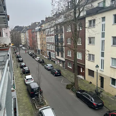 Medina *